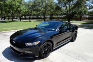 2015 Ford Mustang Performance Package Photo