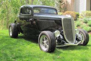 1934 Ford 3w coupe Photo
