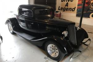 1934 Ford coupe  --