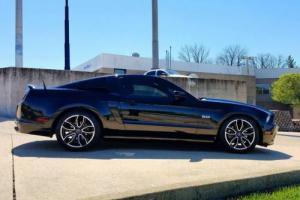 2013 Ford Mustang GT Premium Photo