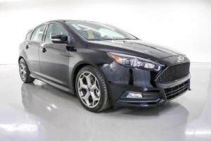 2016 Ford Focus ST Photo