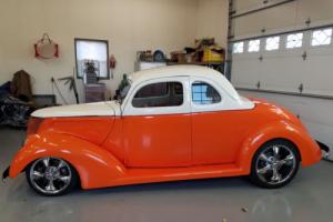 1937 Ford Coupe Photo