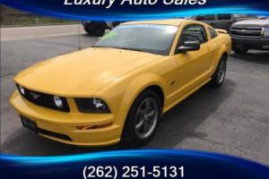 2006 Ford Mustang GT Deluxe Photo