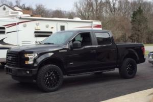 2016 Ford F-150 sport Photo