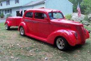 1937 Ford Humpback 2 dr Sedan