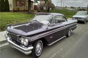 1960 Pontiac Bonneville like a bubble top