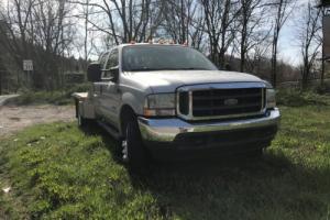 2004 Ford F-550 Photo