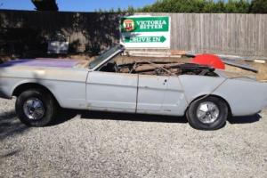 Cheap 1965 ford mustang convertible coupe Photo