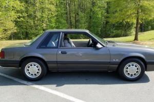 1990 Ford Mustang LX Coupe Photo