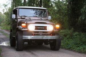 1978 Toyota Land Cruiser Factory upgrade package/Chrome and leather.