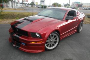 2005 Ford Mustang deluxe Photo