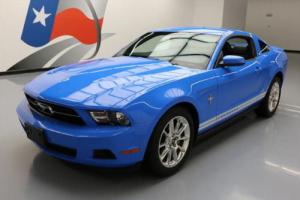 2010 Ford Mustang V6 PREMIUM  AUTOMATIC LEATHER Photo