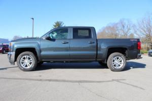 2017 Chevrolet Silverado 1500 4WD Crew Cab 143.5" LT w/1LT Photo