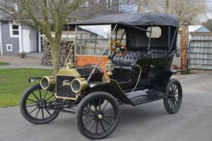 1911 Ford Model T Touring Photo