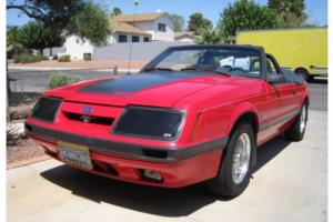 1985 Ford Mustang GT Photo