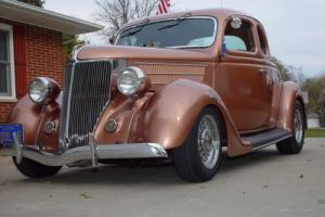 1936 Ford 5 window coupe