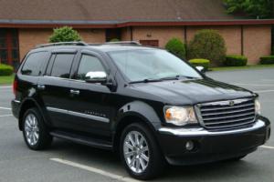 2008 Chrysler Aspen Photo