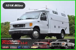 2005 Ford E-Series Van Photo