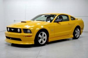 2007 Ford Mustang GT Deluxe Photo