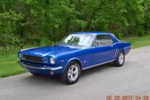 1965 Ford Mustang SPORT COUPE Photo