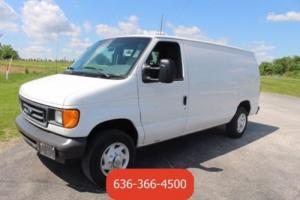 2007 Ford E-Series Van Commercial Photo