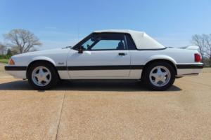 1991 Ford Mustang LX Convertible Photo