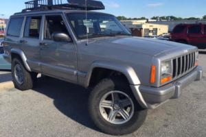 2000 Jeep Cherokee 4dr Classic 4WD Photo