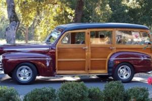 1946 Ford Woodie Wagon Photo