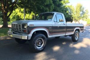 1985 Ford F-250 Pick up Photo