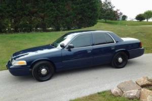 2010 Ford Crown Victoria Photo