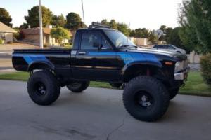 1983 Toyota Pick Up  4X4 shortbed Photo