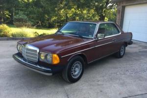 1984 Mercedes-Benz 300-Series