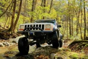 2000 Jeep Cherokee Photo