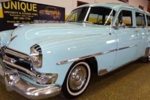 1954 Chrysler Town & Country Photo