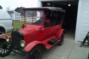 1920 Ford Model T Photo