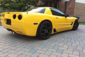 2002 Chevrolet Corvette Hardtop Photo