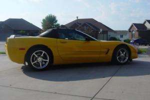 2001 Chevrolet Corvette Photo