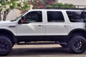 2002 Ford Excursion LImited Photo