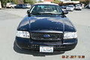 2010 Ford Crown Victoria Photo