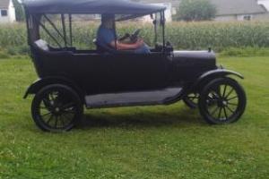 1917 Ford Model T Photo