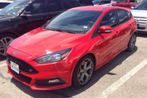 2016 Ford Focus ST Photo