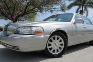 2006 Lincoln Town Car Limited Photo