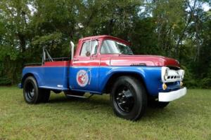 1957 Ford F-350 Tow Truck Modernized Photo