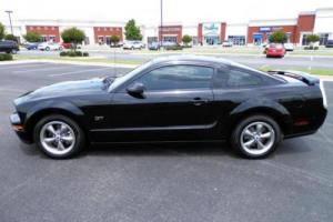 2006 Ford Mustang MUSTANG GT PREMIUM Photo