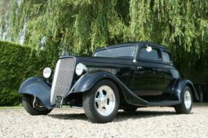 1934 Ford 5 Window Hot Rod Corner Coupe . Beautiful,Well Sorted Car