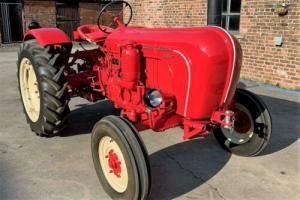 Porsche 308 Super Tractor THREE CYLINDER of 1960 in excellent condition Photo