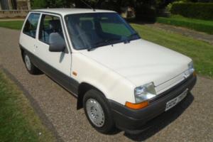 1989 RENAULT 5 1.4 AUTOMATIC, 40000 MILES, POWER STEERING. STUNNING CAR!! Photo