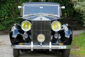 1949 Rolls-Royce Silver Wraith H.J.Mulliner Sedanca de Ville. Photo