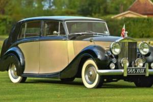 1949 Rolls Royce Silver Wraith Freestone & Webb Saloon Photo