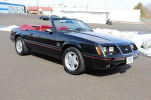 1984 Ford Mustang Photo